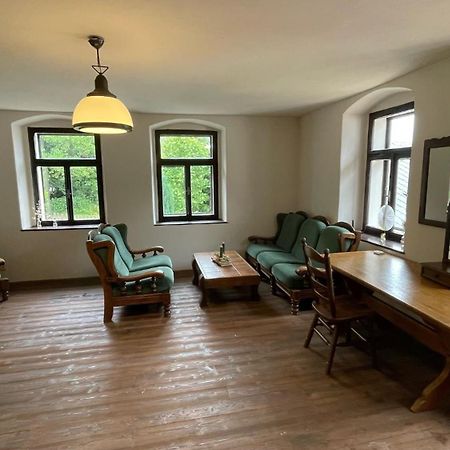 Buskovsky Mlyn 1580 Hotel Dolni Bousov Bilik gambar